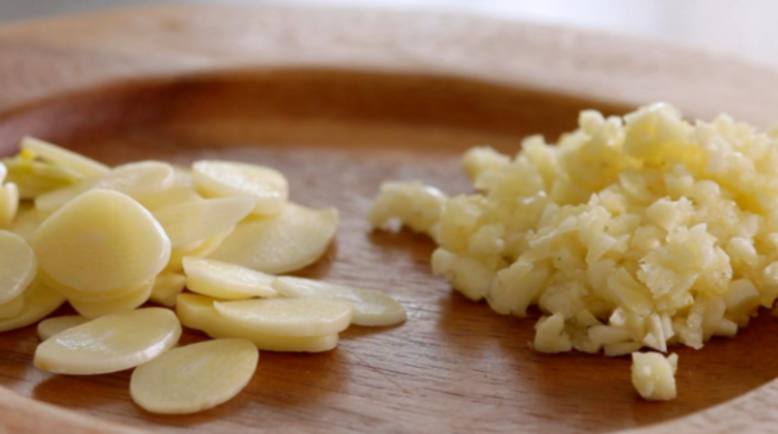 Yastığınızın altına sarımsak koyunca bakın ne oluyor