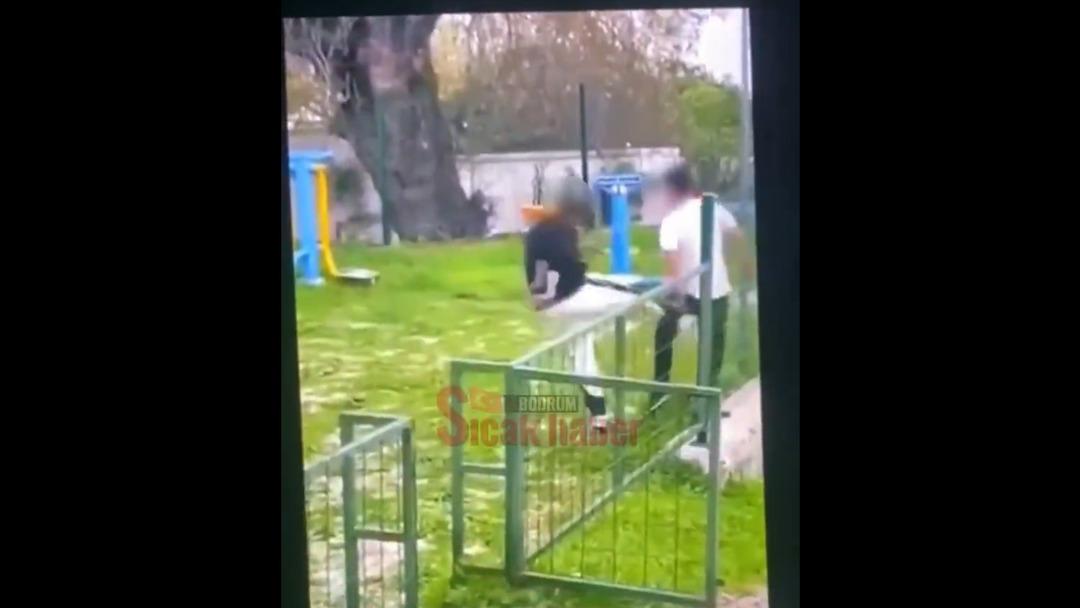 Yer: Bodrum... Otizmli akranını evire çevire dövdü: O anlar kamerada! 2