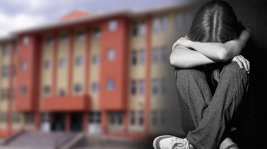 Lisede iğrenç olay! Öğretmenin istismarını aile ortaya çıkardı!