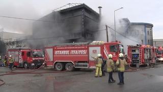 Silivri'de fabrika yangını! Hasar oluştu
