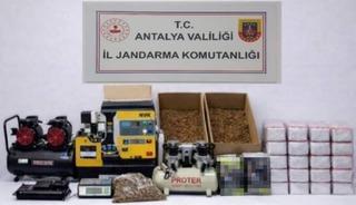 Alanya&rsquo;da 17 kilogram kıyılmış t&uuml;t&uuml;n ele ge&ccedil;irildi
