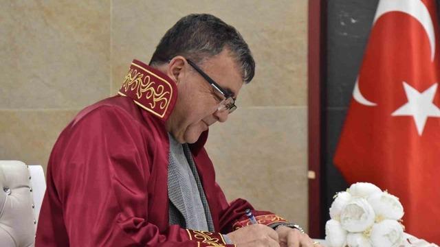 Yeni evlenecek &ccedil;iftelere 10 bin TL destek