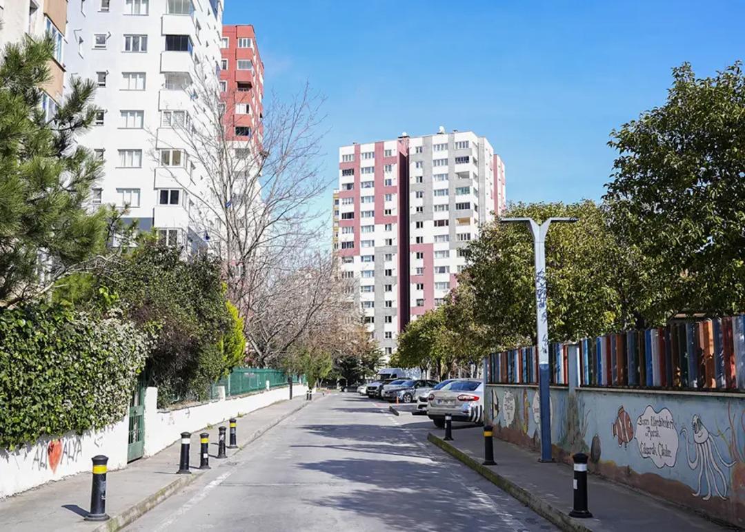 &Uuml;&ccedil; kentin n&uuml;fusunu solladı! İstanbul un en kalabalık mahallesi belli oldu 2