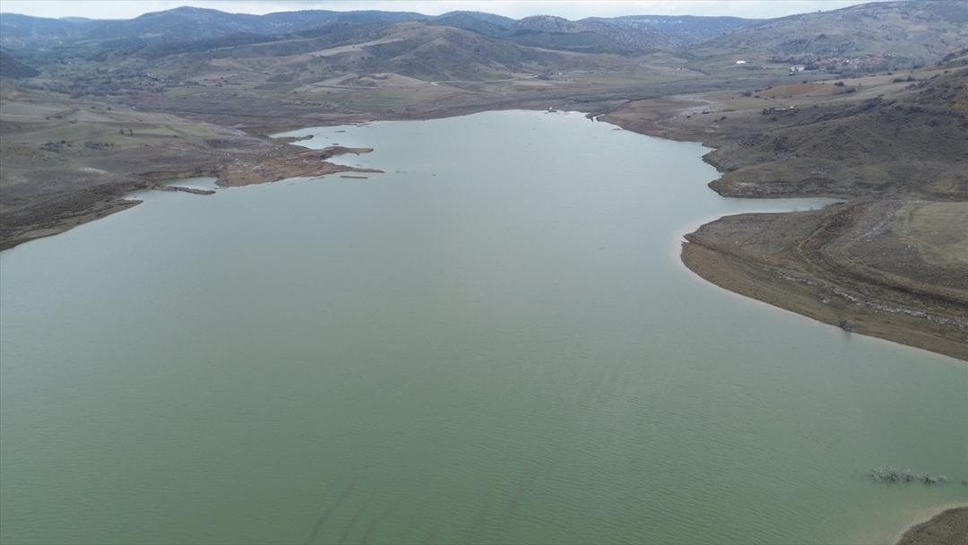 Bu barajın 2 ay &ouml;nce toprağı susuzluktan &ccedil;atlamıştı! Doluluk y&uuml;zde 15 e ulaştı 1