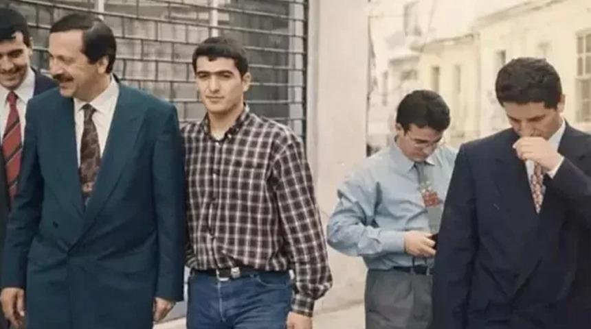 Vali G&uuml;l'den nostaljik paylaşım! Bu fotoğrafla Cumhurbaşkanı Erdoğan'ın doğum g&uuml;n&uuml;n&uuml; kutladı