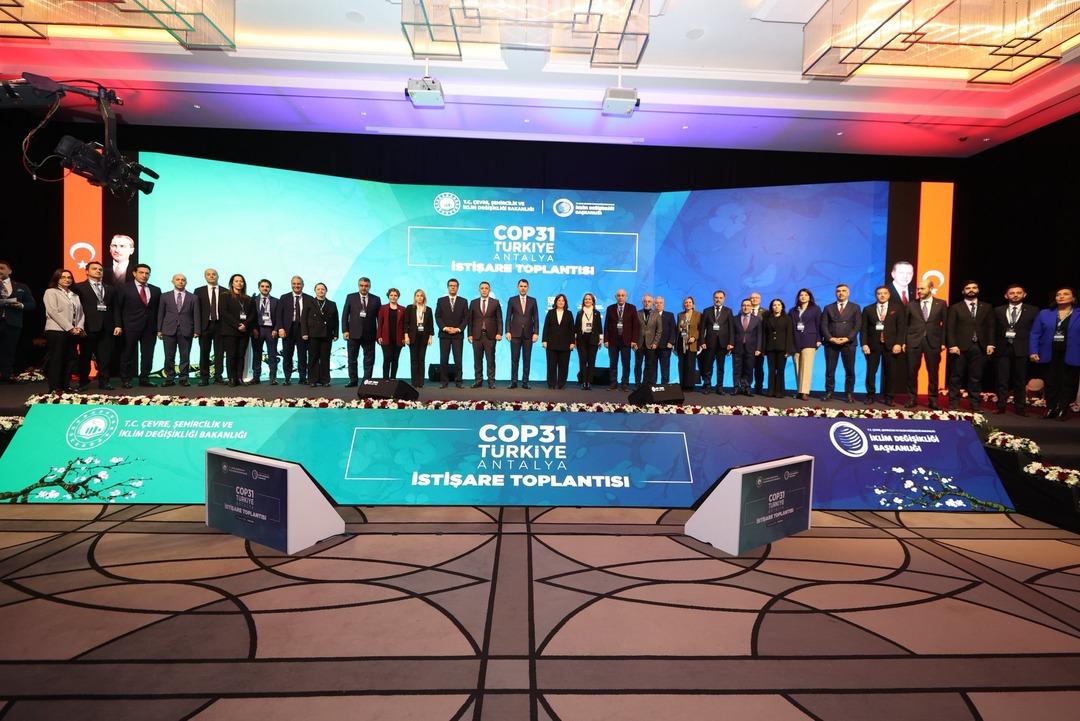 Bakan Kurum, COP31 zirvesine katıldı: "İklim eyleminde bir d&ouml;n&uuml;m noktası olacak" 5