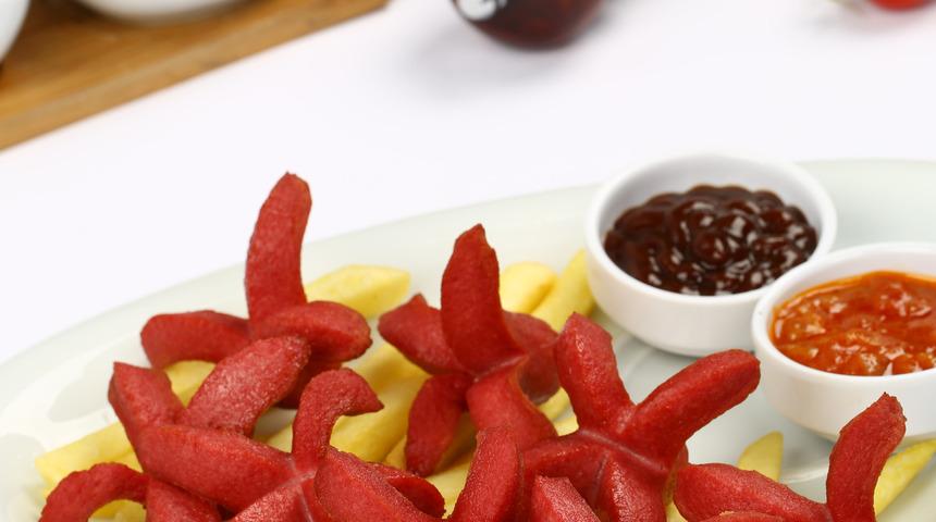 İnanılır gibi değil: Haftada 2 defa sosis yemek meme kanseri riskini artırıyor