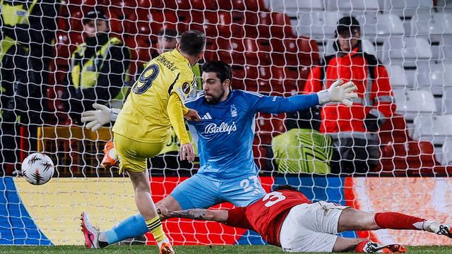 İngiltere'de kazandık ama yetmedi! Fenerbahçe Nottingham'a elendi