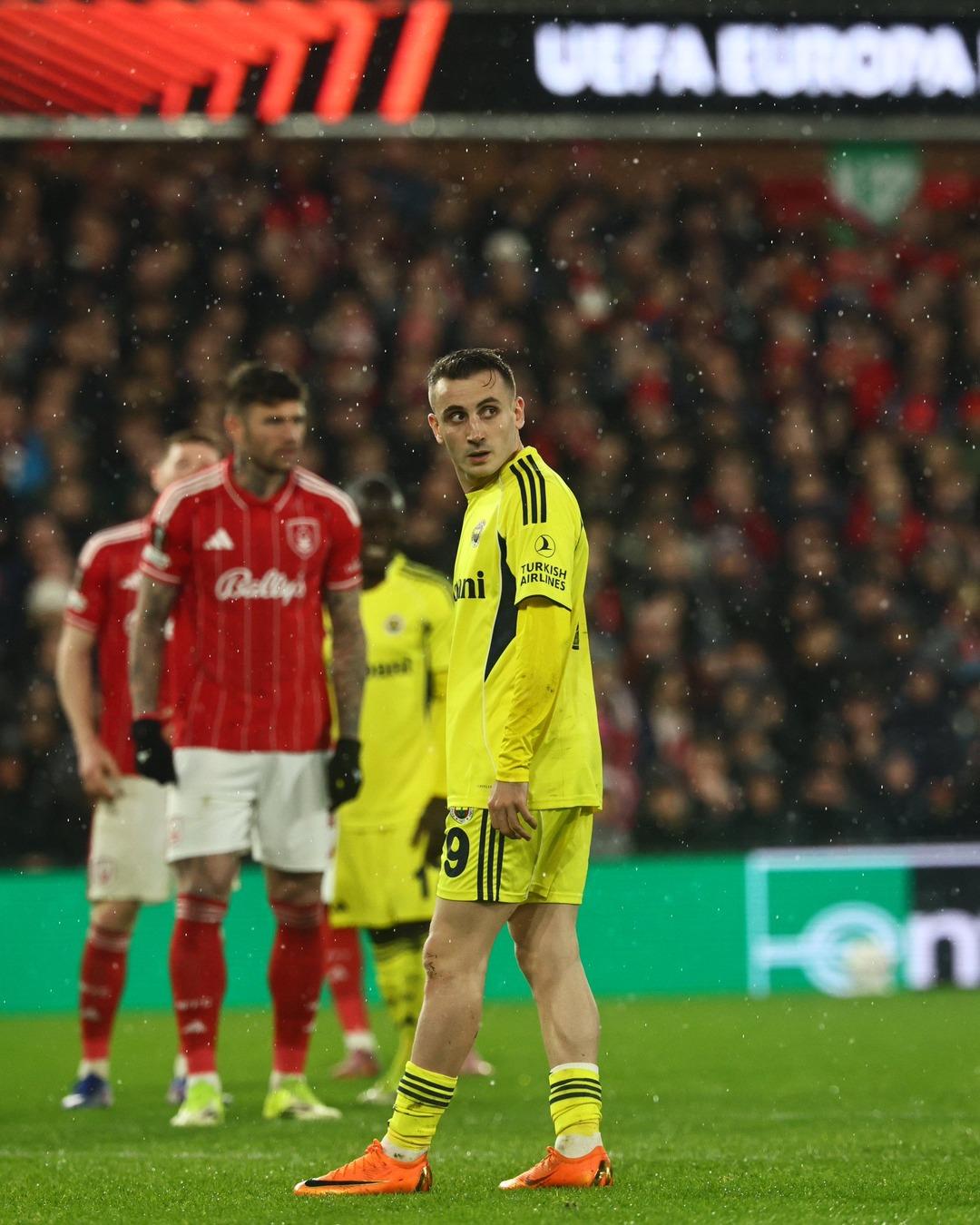 İngiltere de kazandık ama yetmedi! Fenerbahçe Nottingham a elendi 4