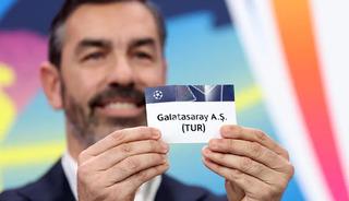 Nefesler tutuldu, g&ouml;zler Nyon'da! Galatasaray'ın Şampiyonlar Ligi'ndeki dev rakibi belli oluyor: İşte o eşleşmeler...