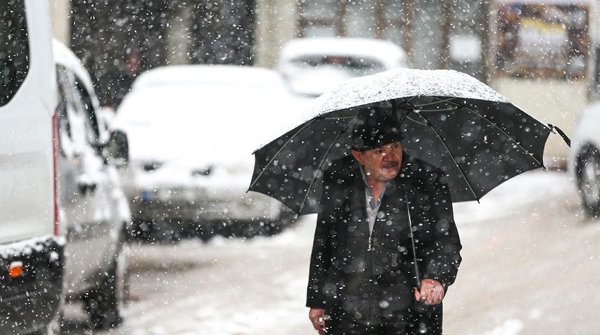 Kar, fırtına ve &ccedil;ığ alarmı! 31 il i&ccedil;in sarı kod: Hangi şehirler risk altında?