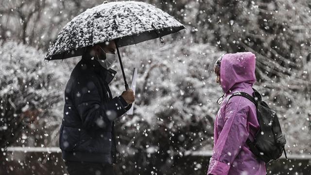 Meteoroloji&rsquo;den kritik uyarı: Kar, fırtına ve &ccedil;ığ tehlikesi bir arada!