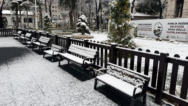 Artvin'in Şavşat ilçesinde eğitime kar engeli