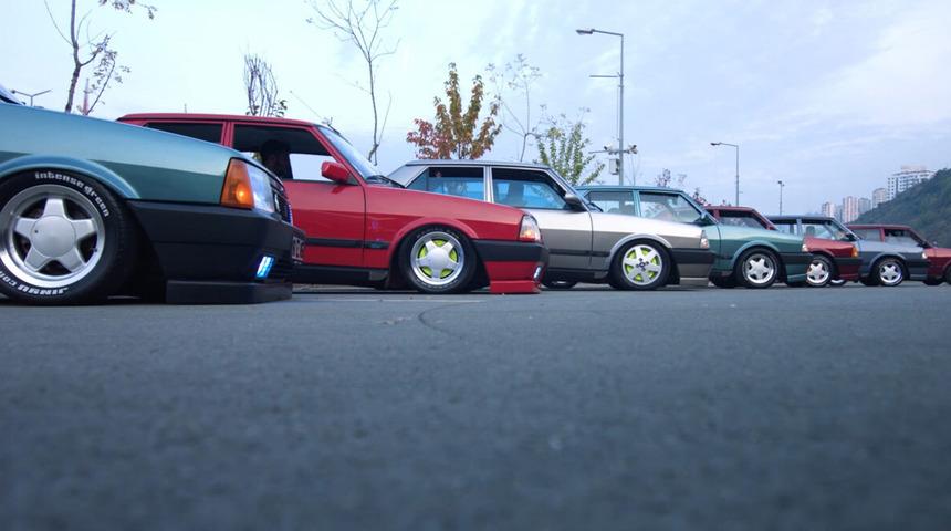 Doğan g&ouml;r&uuml;n&uuml;ml&uuml; şahin ve 'Apa&ccedil;i' ara&ccedil; s&uuml;r&uuml;c&uuml;leri yandı! Yasa ge&ccedil;ti: Ehliyetleri gidecek, psikolojik test yapılacak