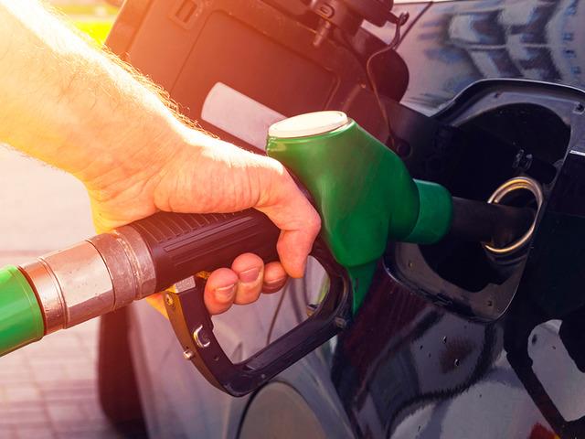 Motorin 60 TL&rsquo;yi aştı, sıra benzinde! Akaryakıta yeni zam geliyor