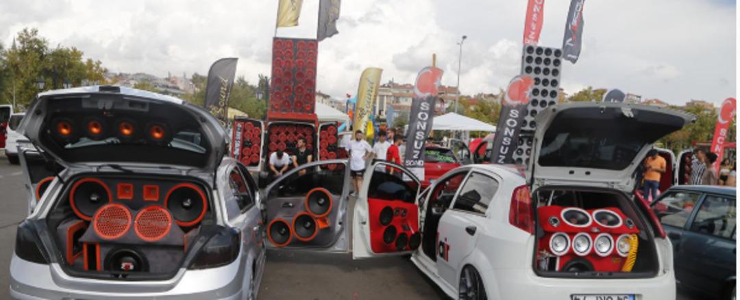 Doğan g&ouml;r&uuml;n&uuml;ml&uuml; şahin ve  Apa&ccedil;i  ara&ccedil; s&uuml;r&uuml;c&uuml;leri yandı! Yasa ge&ccedil;ti: Ehliyetleri gidecek, psikolojik test yapılacak 2