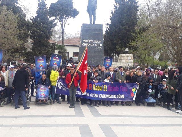 Sinop’ta otizm farkındalık yürüyüşü