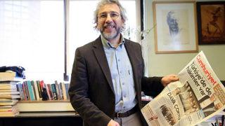 Can Dündar hakkında kırmızı bülten çıkarıldı