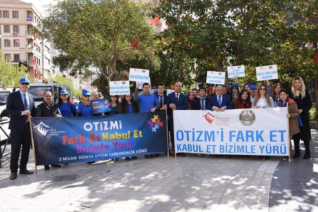 Otizm farkındalığı için yürüdüler