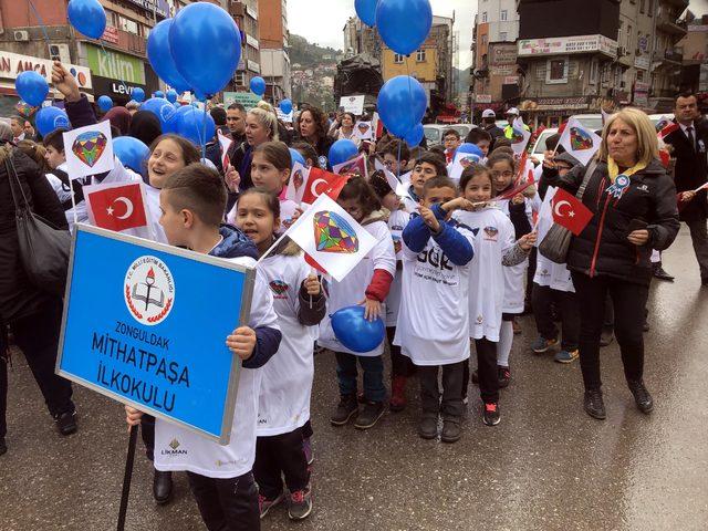 Zonguldak’ta otizm farkındalığı için yürüyüş