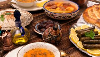 İftardan kalan yemekleri sahurda yiyenler dikkat! Beslenme uzmanından kritik uyarı