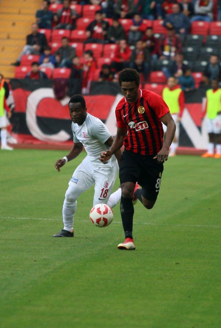 Eskişehirspor'da Yılmaz Vural sesleri G1