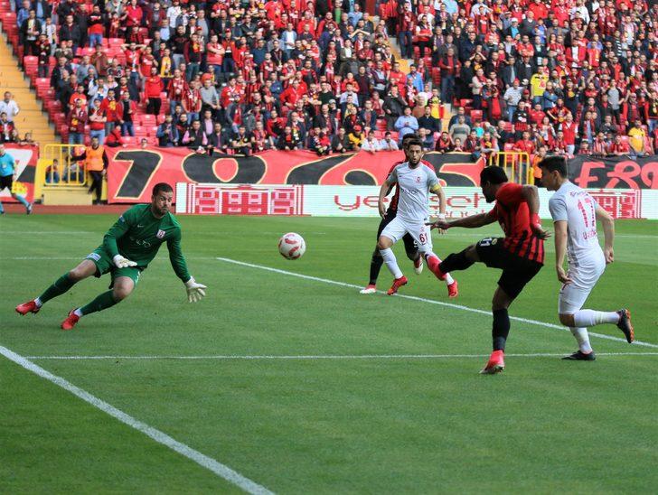 Eskişehirspor'da Yılmaz Vural sesleri G2