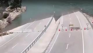 Konya-Antalya kara yolu sular altında kaldı!