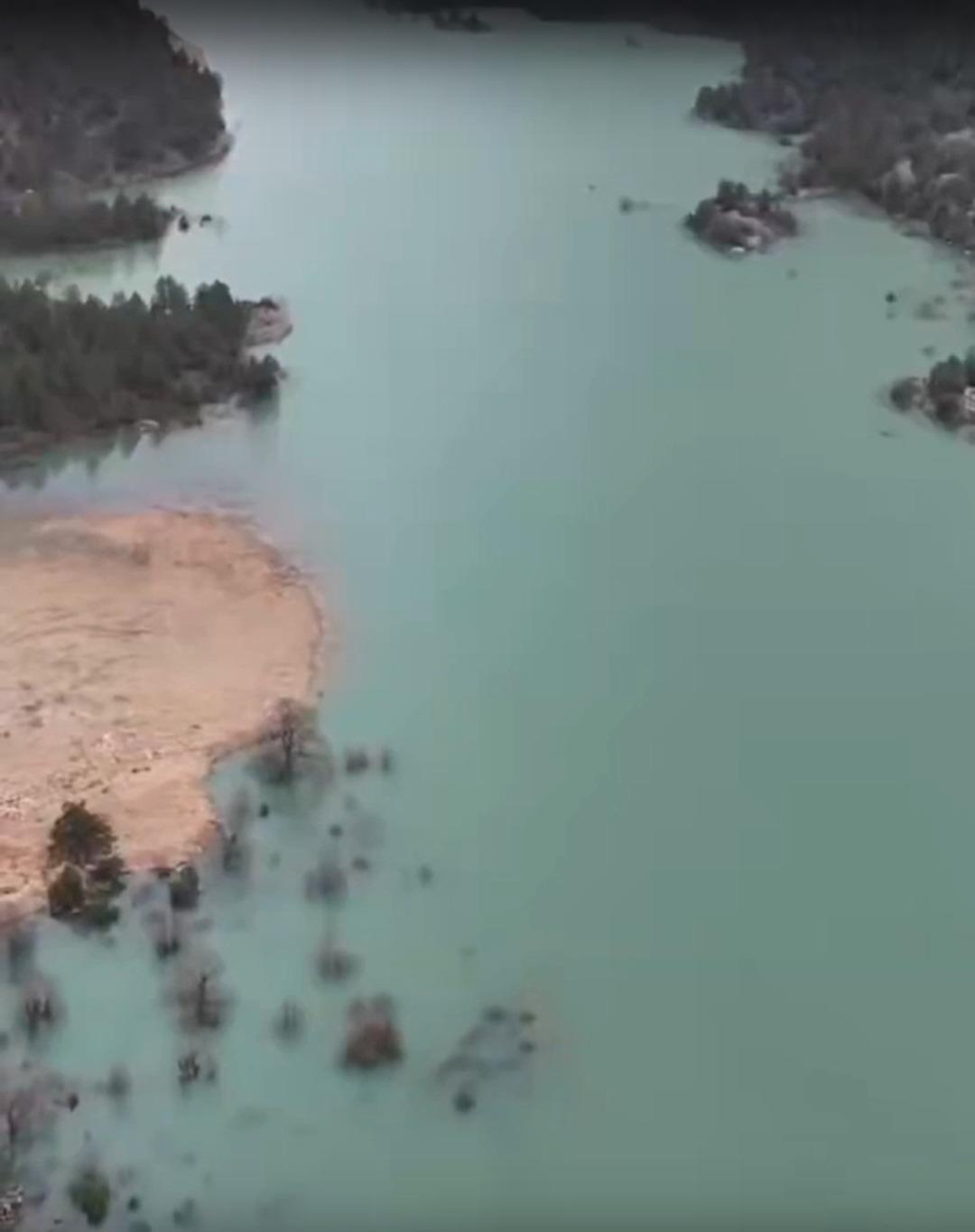 Havadan g&ouml;r&uuml;nt&uuml;lendi: Konya-Antalya kara yolu sular altında kaldı! 2
