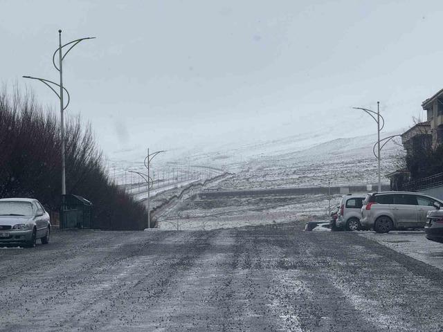 Iğdır&rsquo;da y&uuml;ksek kesimler karla yeniden beyaza b&uuml;r&uuml;nd&uuml; 2