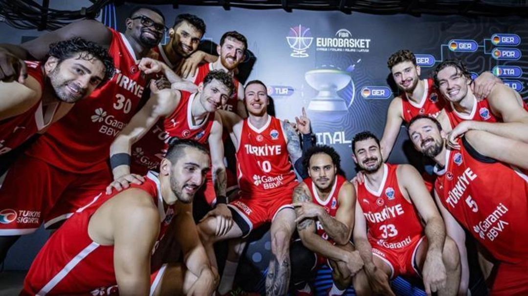 Ko&ccedil; Ergin Ataman dan Sırbistan ma&ccedil;ı &ouml;ncesi zehir zemberek s&ouml;zler! 12 Dev adam galibiyet peşinde 4