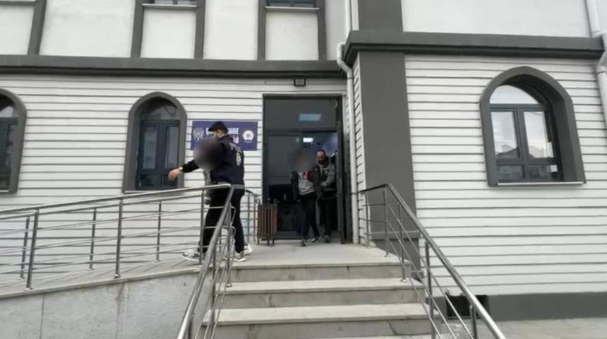 İki motosiklet &ccedil;arpıştı, 1 kişi hayatını kaybetti: Ka&ccedil;an s&uuml;r&uuml;c&uuml; yakalandı