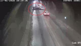 Yer: Amasya! T&uuml;nelde iki otomobil kafa kafaya &ccedil;arpıştı