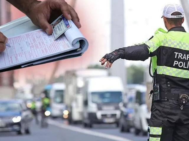 Trafik kanununda yeni d&uuml;zenleme! Ayrıntılara dikkat: Yeniden kursa gidilebilir