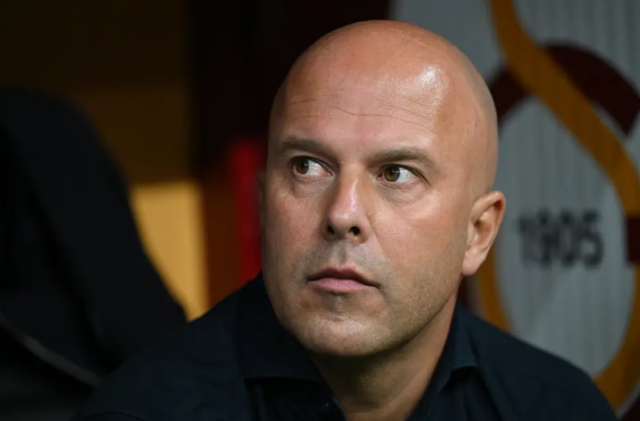 Arne Slot'tan Galatasaray eşleşmesi sonrası ilk açıklama! "Daha önce de karşılaşmıştık...."