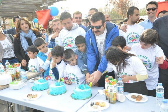 Tunceli’de Otizim günü etkinlikleri