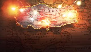 B&ouml;lgedeki savaş T&uuml;rkiye'yi nasıl etkileyecek? Canlı yayında anlattı: 'G&ouml;&ccedil; riski...'