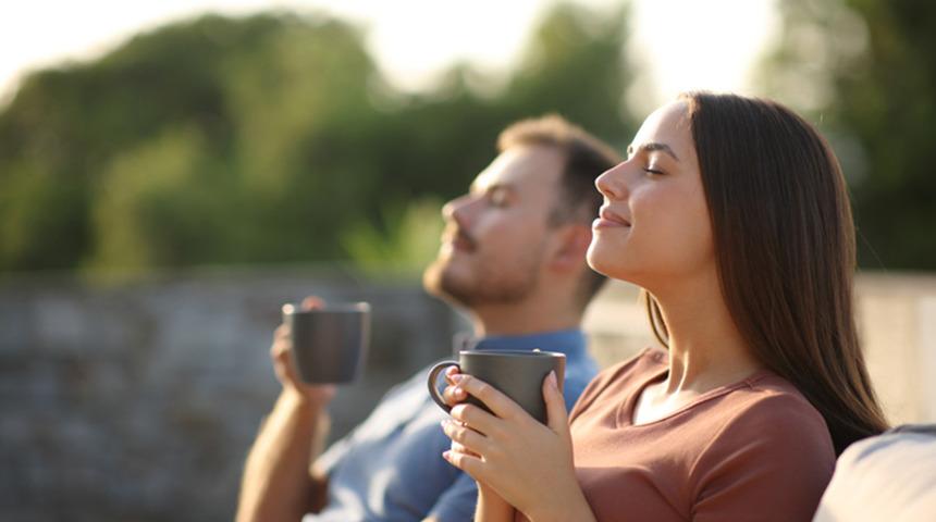N&ouml;rologdan ezber bozan a&ccedil;ıklama: Sabah i&ccedil;ilen bu i&ccedil;ecek demans riskini azaltıyor