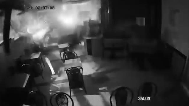  &Uuml;sk&uuml;dar da otomobil b&ouml;rek&ccedil;iye u&ccedil;tu 3