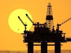 AB, Macaristan ve Slovakya'ya petrol akışını sağlamaya &ccedil;alışıyor