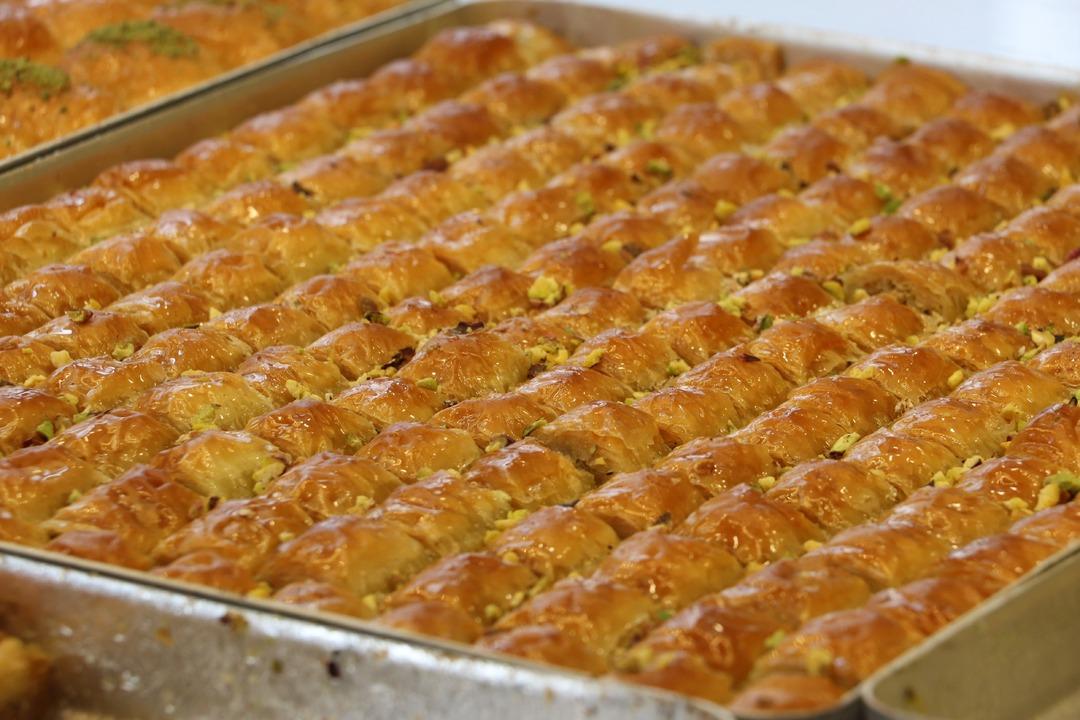 Gaziantepli ustadan sahte ile ger&ccedil;ek baklavayı ayırt etmenin yolu! 2