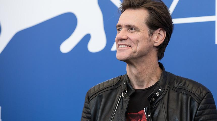 Hollywood yıldızı Jim Carrey'nin son hali g&uuml;ndem oldu! G&ouml;renler tanıyamadı