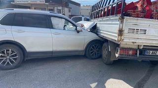 Osmaniye’de otomobil ile pikap çarpıştı 2 yaralı