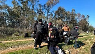 Ka&ccedil;ak g&ouml;&ccedil;menleri 'dağın arkası İstanbul' diyerek, araziye bırakmışlar