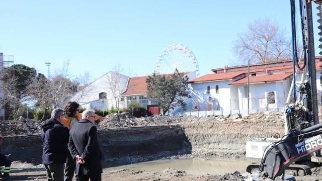 Edremit’te yapımı süren okul inşaatında inceleme