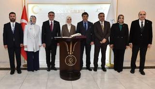 Aile ve Sosyal Hizmetler Bakanı G&ouml;ktaş Van&rsquo;da