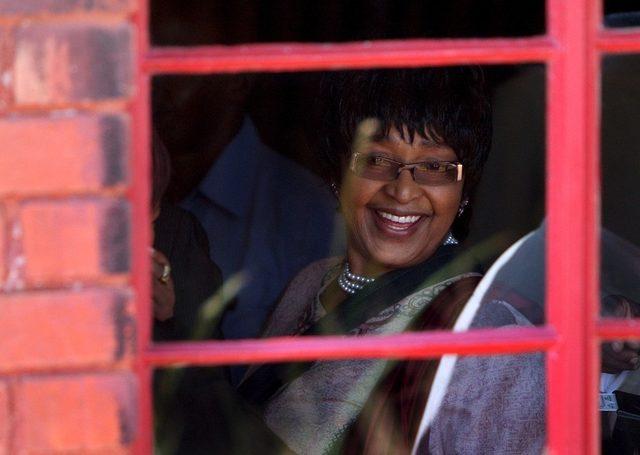 Nelson Mandela&rsquo;nın eşi Winnie Madikizela-Mandela hayatını kaybetti 2