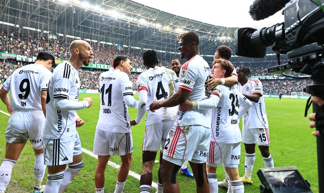 (&Ouml;zet) Kocaelispor - Beşiktaş Ma&ccedil;ı &Ouml;zeti ve T&uuml;m &Ouml;nemli Anları 1