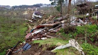 Başkan Güler: Heyelan bölgesinin üstesinden geleceğiz