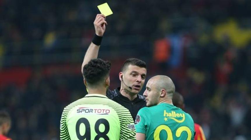 Aatif Chahechouhe, Osmanlı maçında cezalı